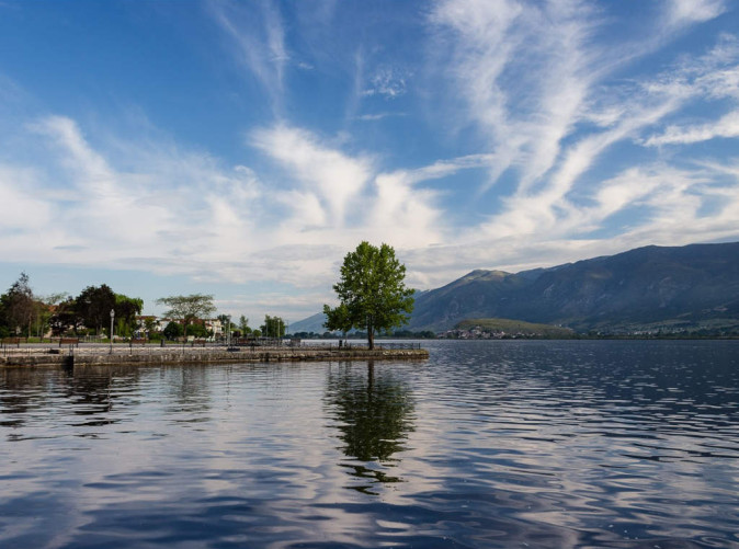 0029_See in Ioannina_Schoene Aussichten Touristik